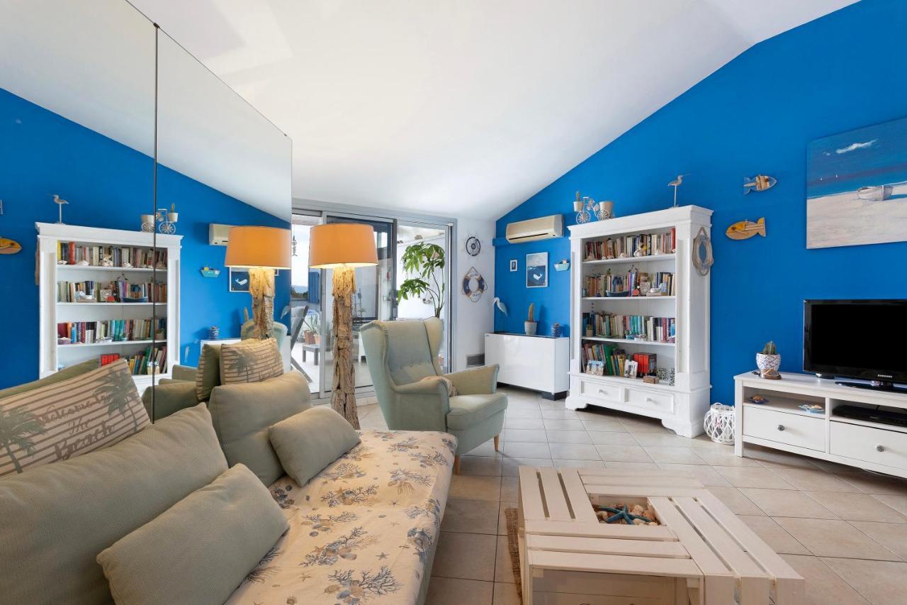 Attico Con Terrazza A Viareggio Apartment Exterior photo