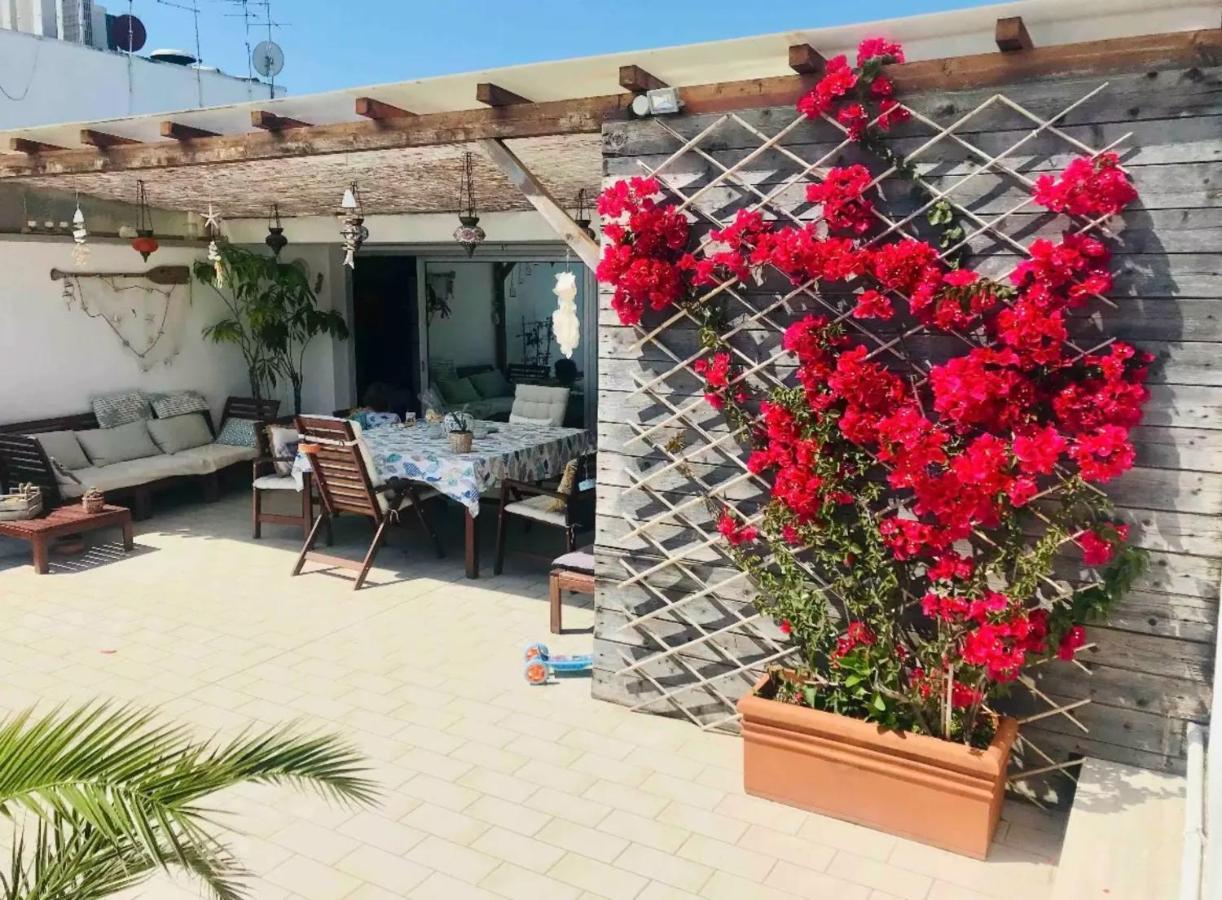 Attico Con Terrazza A Viareggio Apartment Exterior photo